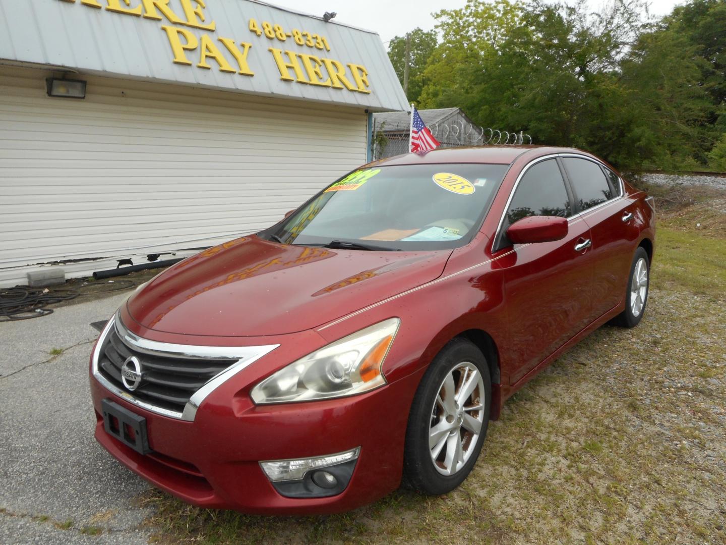 2015 Red Nissan Altima 2.5 S (1N4AL3AP0FC) with an 2.5L L4 DOHC 16V engine, Continuously Variable Transmission transmission, located at 2553 Airline Blvd, Portsmouth, VA, 23701, (757) 488-8331, 36.813889, -76.357597 - ***VEHICLE TERMS*** Down Payment: $999 Weekly Payment: $100 APR: 23.9% Repayment Terms: 42 Months *** CALL ELIZABETH SMITH - DIRECTOR OF MARKETING @ 757-488-8331 TO SCHEDULE YOUR APPOINTMENT TODAY AND GET PRE-APPROVED RIGHT OVER THE PHONE*** - Photo#1